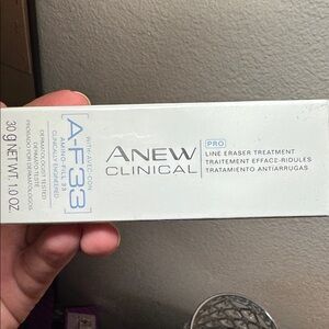 Avon Anew Clinical A-F33